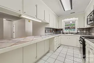 137 Phil Ct, Fort Mill, SC 29715 - Photo 8