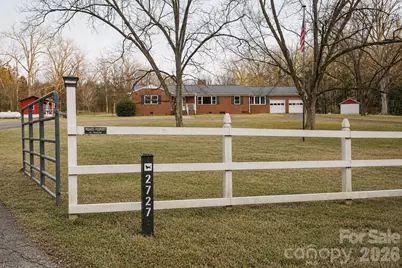 2727 N Moore Road, Robbins, NC 27325 - Photo 1