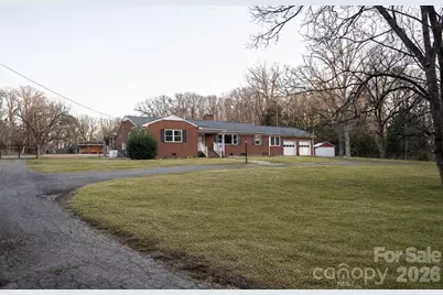 2727 N Moore Road, Robbins, NC 27325 - Photo 2