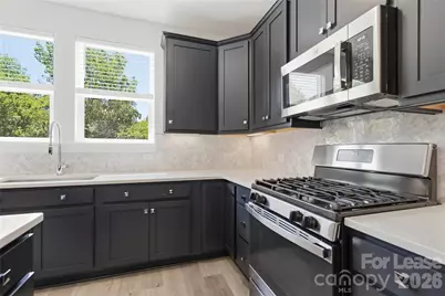 371 S Bruns Avenue, Charlotte, NC 28208 - Photo 14