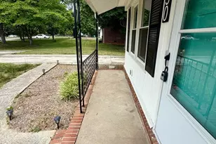130 N Arlington Ave, Jonesville, NC 28642 - Photo 4