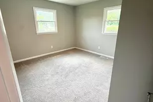130 N Arlington Ave, Jonesville, NC 28642 - Photo 16