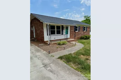130 N Arlington Avenue, Jonesville, NC 28642 - Photo 2
