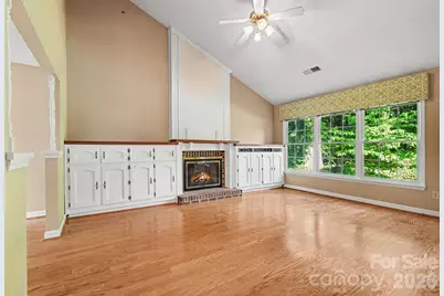 3032 Oakcroft Drive, Matthews, NC 28105 - Photo 4