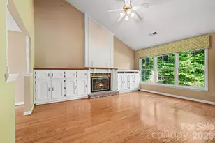 3032 Oakcroft Dr, Matthews, NC 28105 - Photo 4