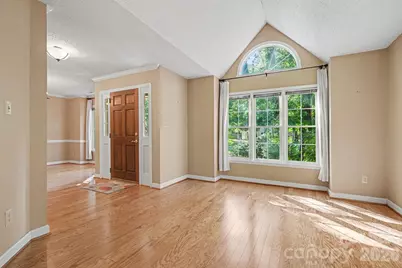 3032 Oakcroft Drive, Matthews, NC 28105 - Photo 2