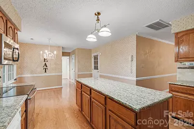 3032 Oakcroft Drive, Matthews, NC 28105 - Photo 8