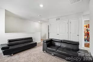 1112 Creedmore Ct, Charlotte, NC 28215 - Photo 18