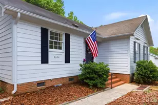 9624 Central Dr, Mint Hill, NC 28227 - Photo 2