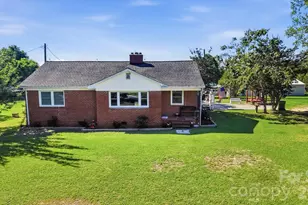 1821 Overbrook Rd, Kershaw, SC 29067 - Photo 1
