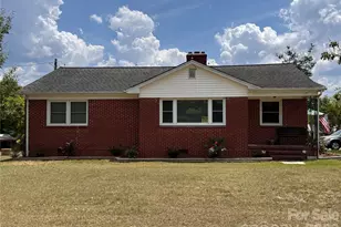 1821 Overbrook Rd, Kershaw, SC 29067 - Photo 1