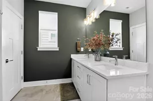 2024 Bryant Park Dr, Charlotte, NC 28208 - Photo 26