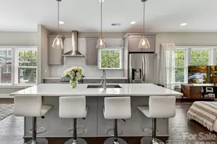 131 Grandin Rd, Charlotte, NC 28208 - Photo 4