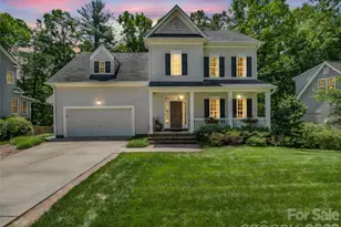 1042 Columbine Rd, Asheville, NC 28803 - Photo 2