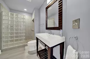 210 N Church St, Charlotte, NC 28202 - Photo 6