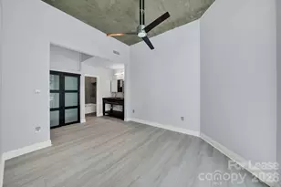 210 N Church St, Charlotte, NC 28202 - Photo 16