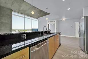 210 N Church St, Charlotte, NC 28202 - Photo 12