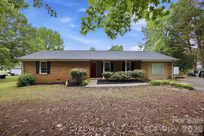 1709 Andover Street NW, Concord, NC 28027 - Photo 4