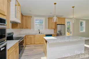 3905 Plainview Rd, Charlotte, NC 28208 - Photo 16