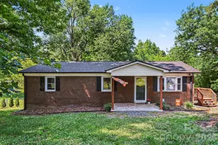 1577 Timberlake Dr, Shelby, NC 28150 - Photo 2