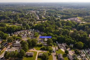 6027 Crape Myrtle Ln, Charlotte, NC 28216 - Photo 22