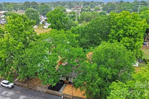 303 E 10th St, Kannapolis, NC 28083 - Photo 24