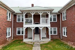 1007 S Main St, Mount Airy, NC 27030 - Photo 4