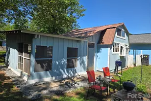 215 Cherry Mountain St, Ellenboro, NC 28040 - Photo 24