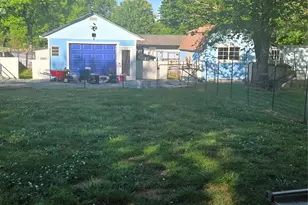 215 Cherry Mountain St, Ellenboro, NC 28040 - Photo 16