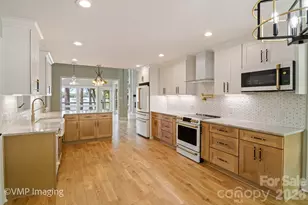 449 Windward Dr, Davidson, NC 28036 - Photo 14