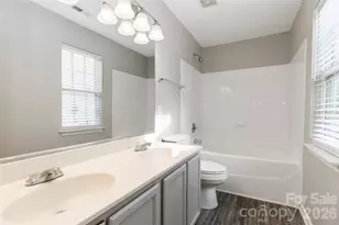 2721 Fairstone Ave, Charlotte, NC 28269 - Photo 10