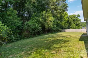 2721 Fairstone Ave, Charlotte, NC 28269 - Photo 14
