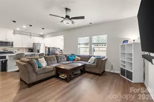 380 Olympia Wy, York, SC 29745 - Photo 4