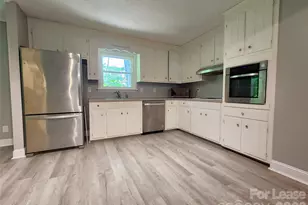 3340 Silver Stream Rd, Charlotte, NC 28226 - Photo 4