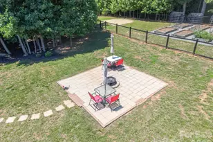 150 4 Andrews Dr, Harmony, NC 28634 - Photo 6