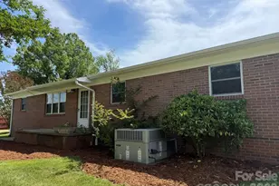 2677 Pax Hill Rd, Morganton, NC 28655 - Photo 2