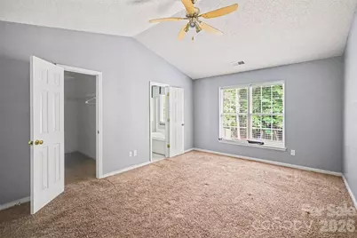 10026 Dauphine Drive, Charlotte, NC 28216 - Photo 18