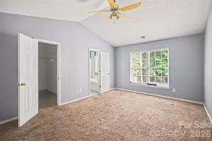 10026 Dauphine Dr, Charlotte, NC 28216 - Photo 18
