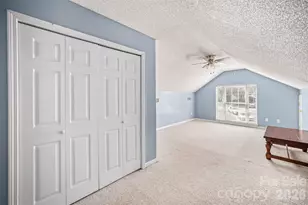 10026 Dauphine Dr, Charlotte, NC 28216 - Photo 30