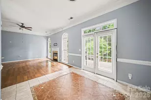 10026 Dauphine Dr, Charlotte, NC 28216 - Photo 10