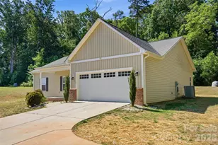 184 Watering Trough Rd, Statesville, NC 28677 - Photo 2