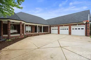 9700 Tournament Dr, Stallings, NC 28104 - Photo 2