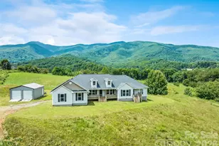 232 Apple Hill Dr, Waynesville, NC 28786 - Photo 4