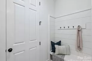 1125 E 35th St, Charlotte, NC 28205 - Photo 14