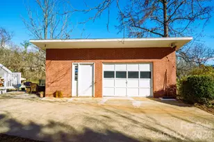 101 Bluebird Ln, Morganton, NC 28655 - Photo 40