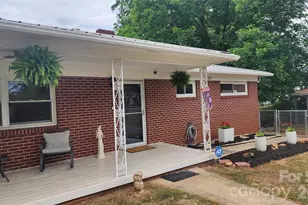 101 Bluebird Ln, Morganton, NC 28655 - Photo 4