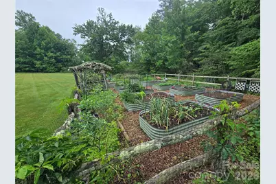 101 Hawks Crest, Brevard, NC 28712 - Photo 22