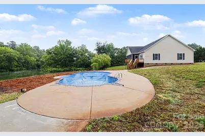 1060 Moss Lake Drive, Clover, SC 29710 - Photo 36
