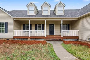 1060 Moss Lake Dr, Clover, SC 29710 - Photo 32