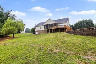 1060 Moss Lake Dr, Clover, SC 29710 - Photo 38